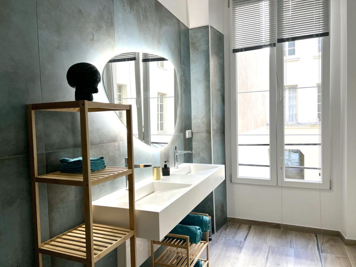 Marais Appartement 2 Chambres 2 Salles De Bain - Spa Jacuzzi ! Paris Exterior photo